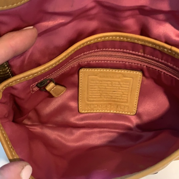 Coach studded vachetta leather shoulder bag - Picture 13 of 14